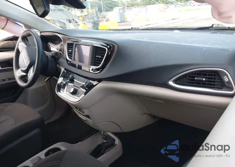 2023 Chrysler Voyager Lx z USA, uszkodzony, nr VIN 2C4RC1CG1PR520723